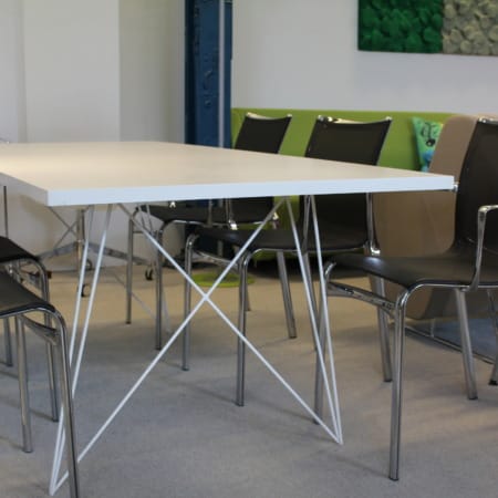 Stol Alias Bigframe Svart nät/krom