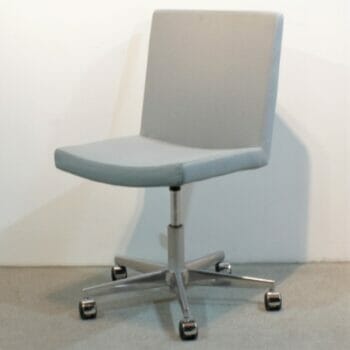 Fåtölj IKEA rund form röd