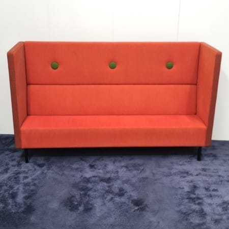 Tyst Soffa Mitab Mute 4 sits